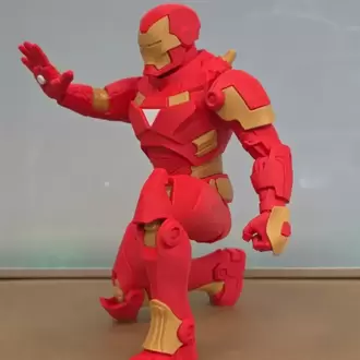 Iron Man 3D Figür – Dekoratif Koleksiyon Modeli