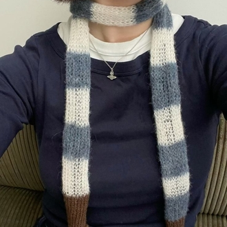 Skinny scarfs
