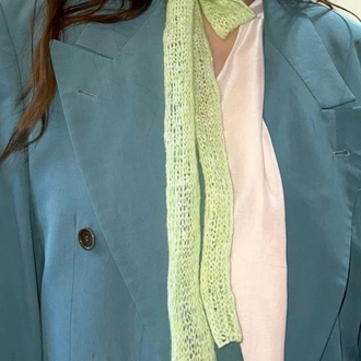 Skinny scarfs