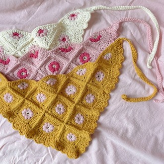 El Örgüsü Çiçekli Bandana – Loop & Bloom Handmade