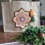 Mandala desen punch nakışlı jüt çanta