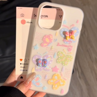 3D Renklı Kelebek İphone Kılıfı