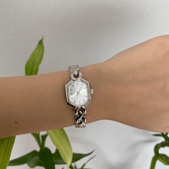 Silver Hexa Lite - Şık Altıgen Kadranlı Kadın Saat