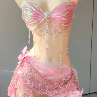 Pembe korse takım