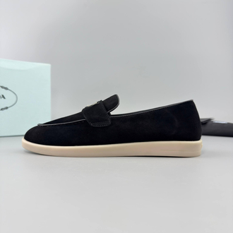 Prada Siyah Süet Loafer (İTHAL ÜRÜN)