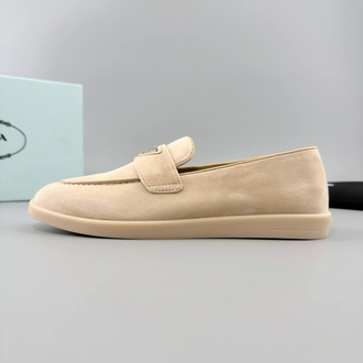 Prada Bej Süet Loafer (İTHAL ÜRÜN)