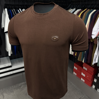 Yeni Demir Logo Modal Kırışmayan Kumaş T-shirt (15052-Kahverengi)