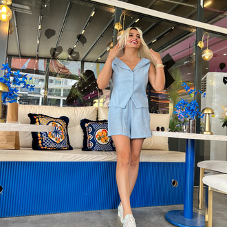  Sky Breeze Takım