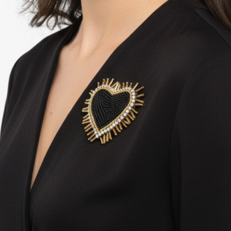 Gold detay kalp broş