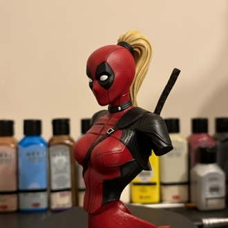 Lady Deadpool Büst 