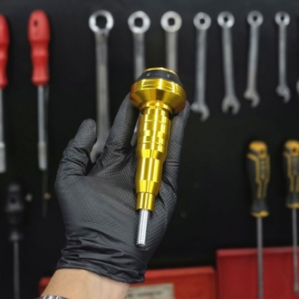 Gold Egzoz Tekli Takoz Universal