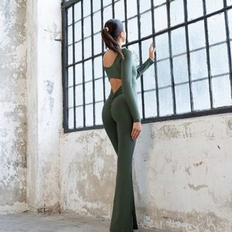 İSPANYOL PAÇA UZUN KOL SCRUNCH BUTT TULUM KOD NO: 3104