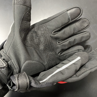 Venom 9015 Soft Shell Kırmızı-Siyah Kışlık eldiven