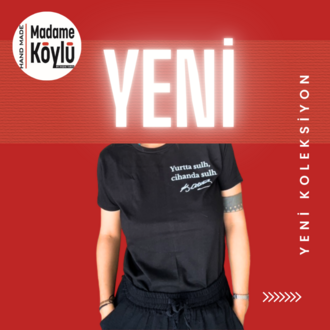 YAZI BASKILI SİYAH T-SHIRT