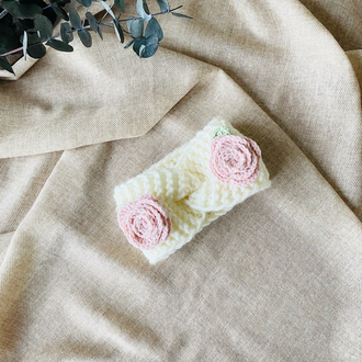 Pembe Gül Detaylı El Örgüsü Bebek Bandana