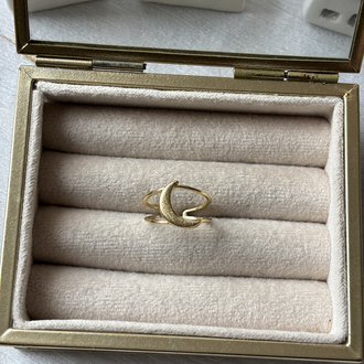 Mat Dokulu Gold Ay Yüzük