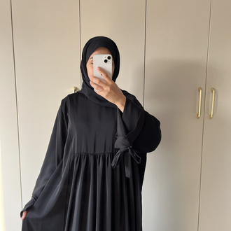 Siyah Dubai ipeği abaya