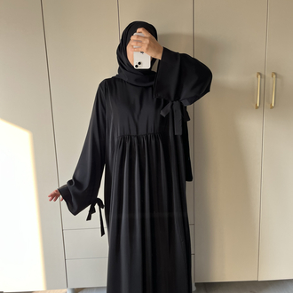 Siyah Dubai ipeği abaya