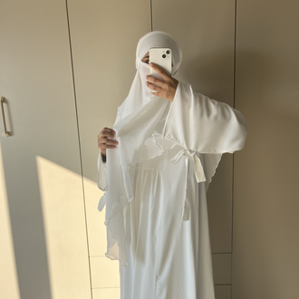 Beyaz dubai ipeği abaya 