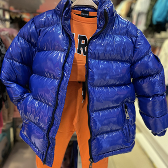 Parlak şişme mont