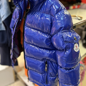 Parlak şişme mont