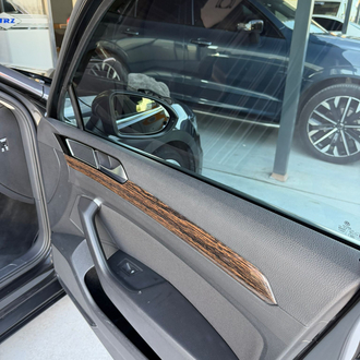 WW Passat B8.5 ön göğüs kaplaması Çift renk modeli 