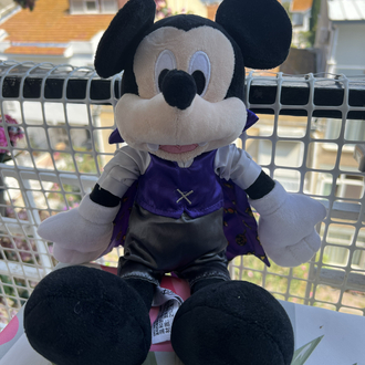 Disney Parks Exclusive 2019 Halloween Mickey Drakula