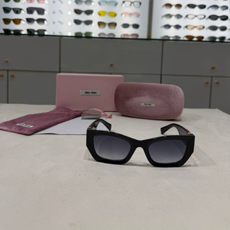Miu Miu Glimpse SMU09WS İthal Güneş Gözlüğü