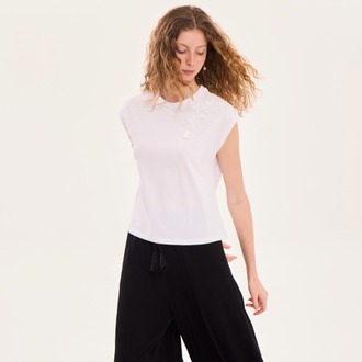MOYA Flower T-Shirt