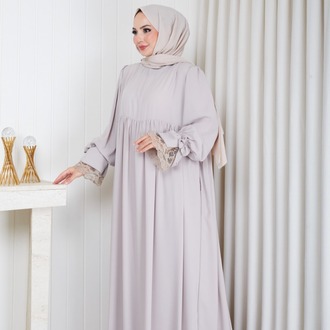 MEDİNE İPEĞİ KOLU DANTELLİ ELBİSE``BEJ