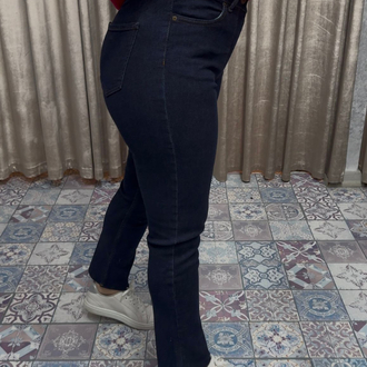 Paçası kesik boy fit jean