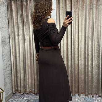 Omuzları dekolteli body