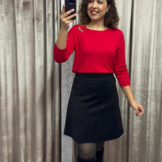 Yaka aksesuarlı triko