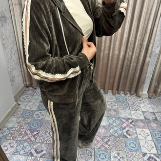 Kadife eşofman takımı