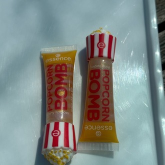 Essence Popcorn Bomb Shiny Lipgloss