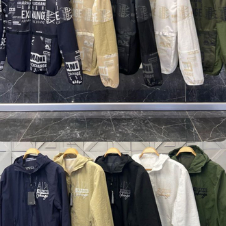 Outlet ürünü Armanı Exchange Çift Taraflı Kapüşonlu Yağmurluk (7207-Lacivert)
