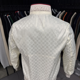 Outlet ürünü Moncler Mevsimlik (7196-Ekru)