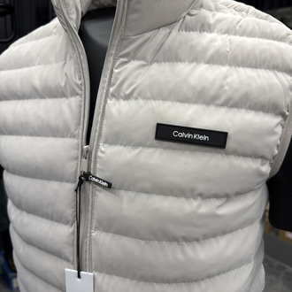 OUTLET ÜRÜNÜ  Calvin Klein Yelek (Bej)8043