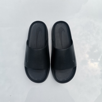 Nike Calm