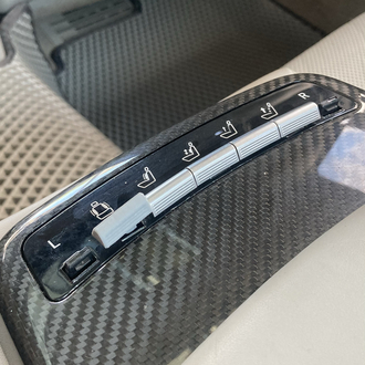 Mercedes E serisi arka koltuk kolçak ve klima altı tuşlar/butonlar