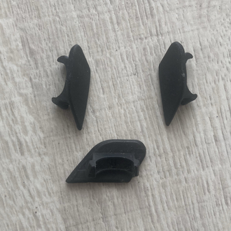 Alfa romeo 159 ön silecek tarafı trim kapağı 