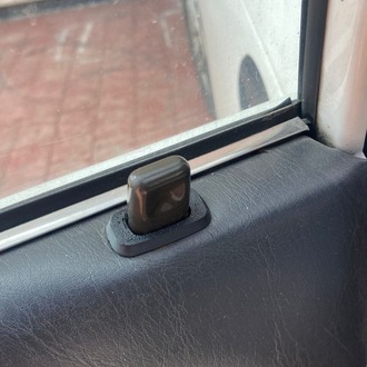 Toyota Kapı kilit kontrol düğmesi kapağı 6975112030B0