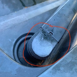 Nissan Navara Silecek Somun kapağı