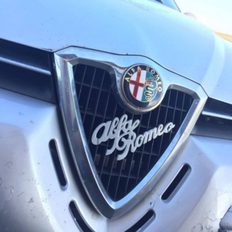 Alfa Romeo Tampon önü yazısı
