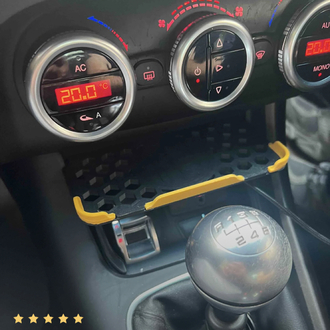 Alfa Romeo Giulietta Telefon tutacağı