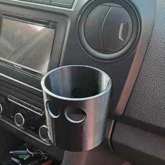 VW Amarok Bardaklık