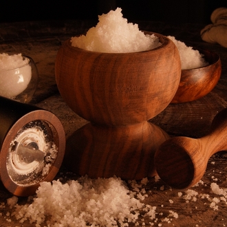 Kemah Tuzu (1 kg)