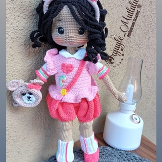 amira bebek