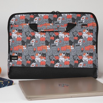 Moserini 15.6''-16" Taban Korumalı, Omuz Askılı, Desenli Laptop Macbook Çantası
