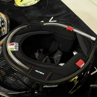 AGV PİSTA GP RR CARBON BLACK